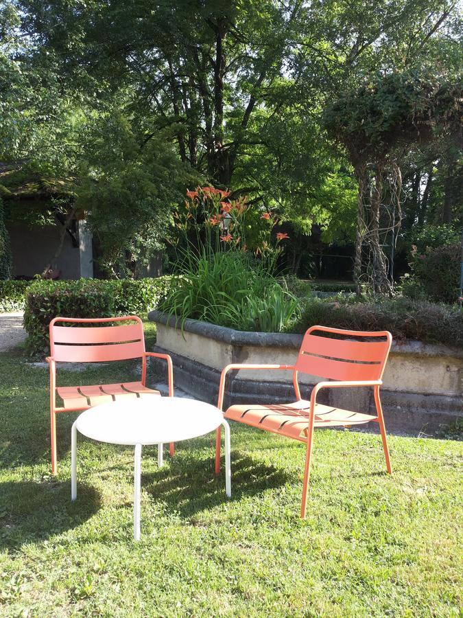 Hotel Le Relais Des Vieilles Postes Les Avenières Exteriér fotografie