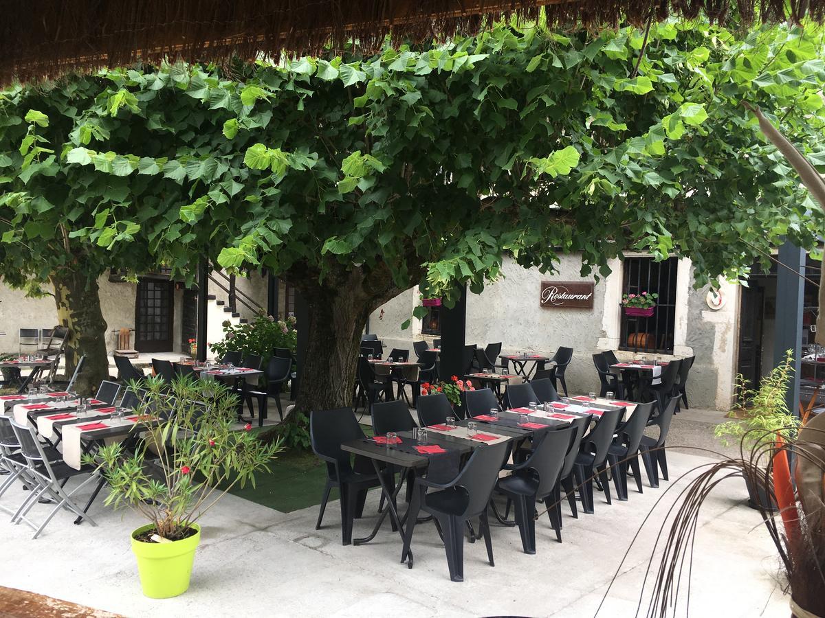 Hotel Le Relais Des Vieilles Postes Les Avenières Exteriér fotografie