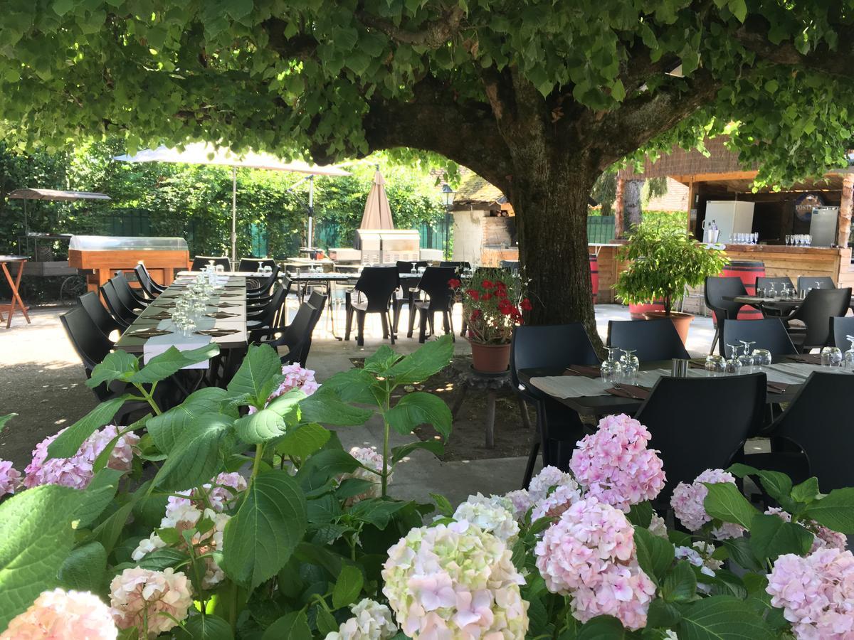 Hotel Le Relais Des Vieilles Postes Les Avenières Exteriér fotografie