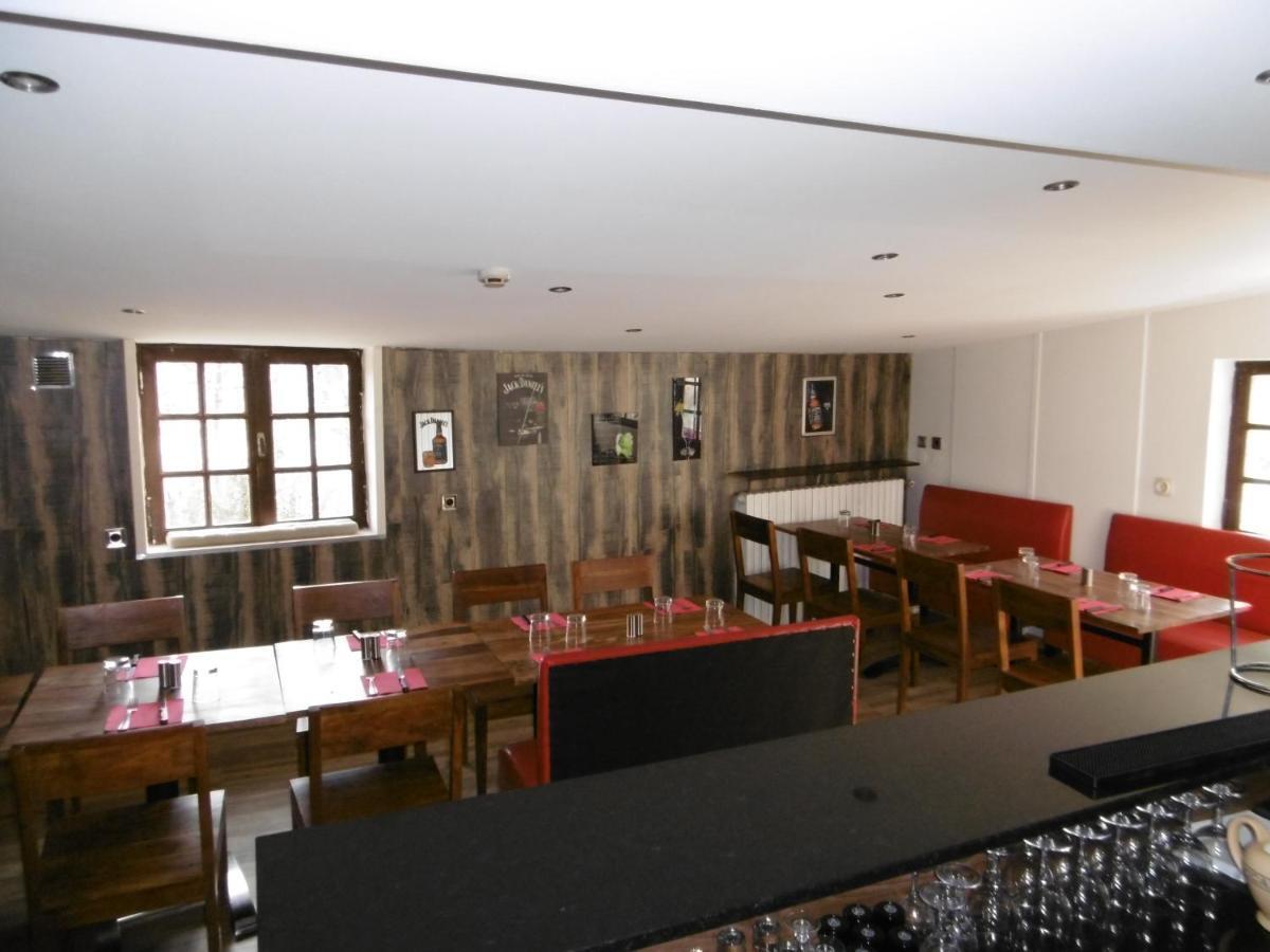 Hotel Le Relais Des Vieilles Postes Les Avenières Exteriér fotografie
